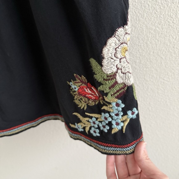 Johnny Was Black Knit Embroidered Mini Dress Womens XS Boho Vacation Summer - Picture 4 of 10